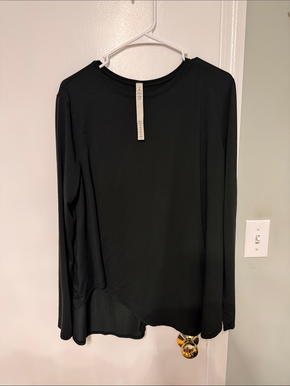 Lululemon Long Sleeve High Low Hem Tunic Top Black Size 10